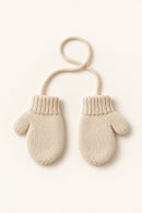 Heron Mittens in Cream