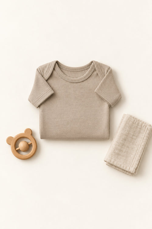 Robin Onesie in Pebble