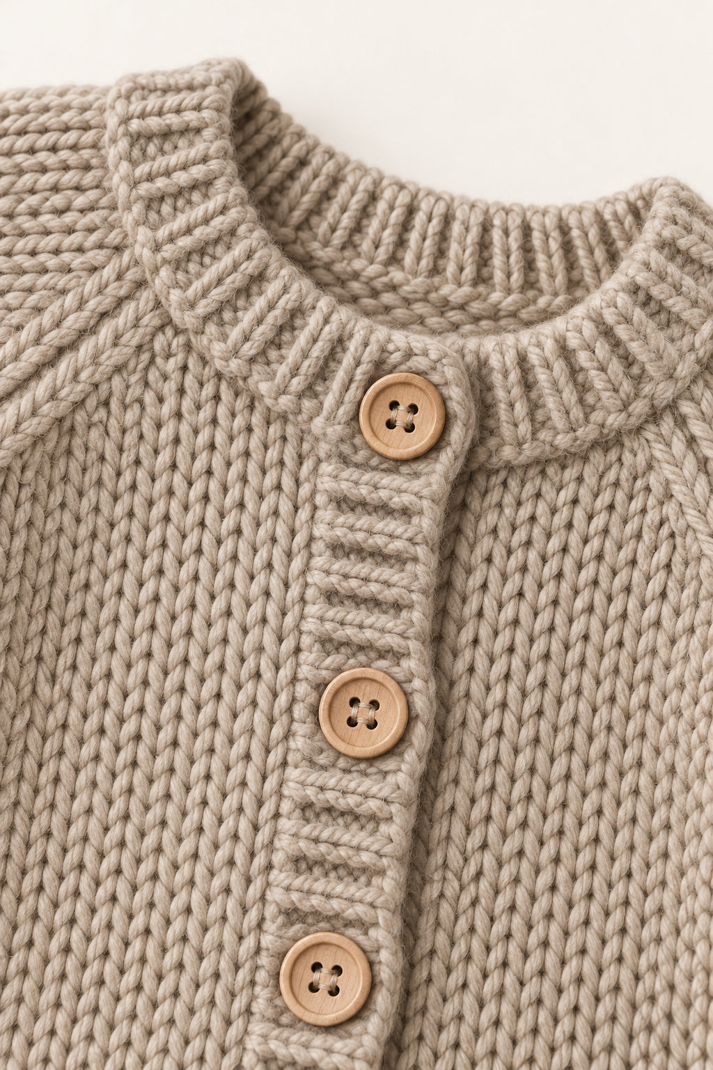 Sparrow Cardigan in Pebble